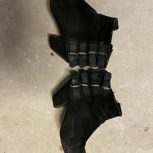 Sam Edelman black booties